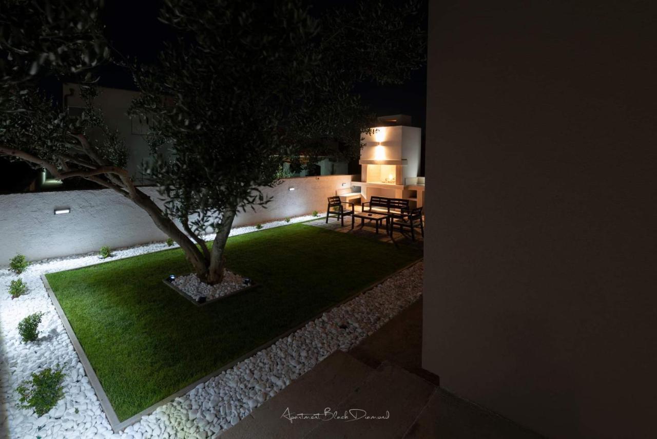 Apartment Black Diamond Ražanac Екстериор снимка