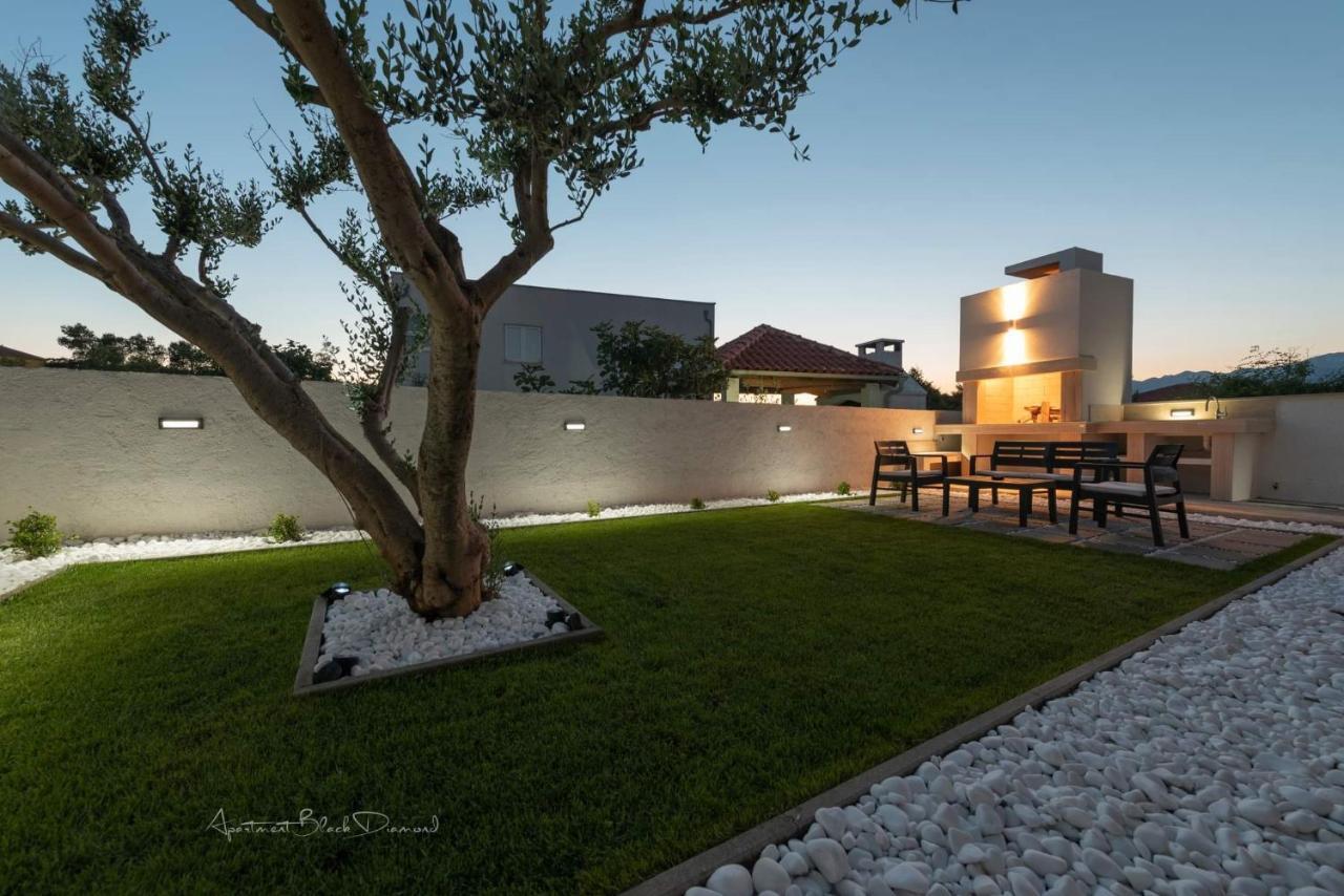 Apartment Black Diamond Ražanac Екстериор снимка