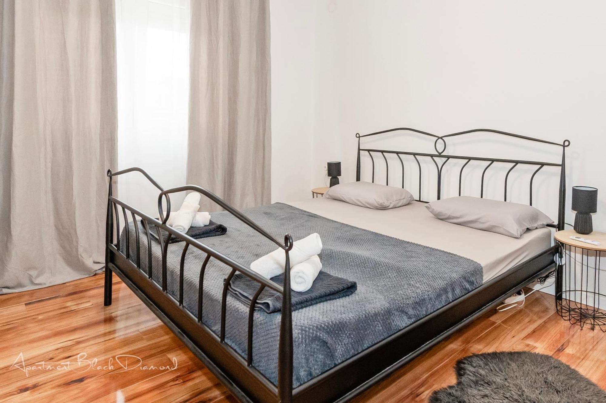Apartment Black Diamond Ražanac Екстериор снимка